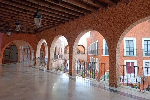 Locales comerciales Plaza Real del Conde — photo 3 of 6
