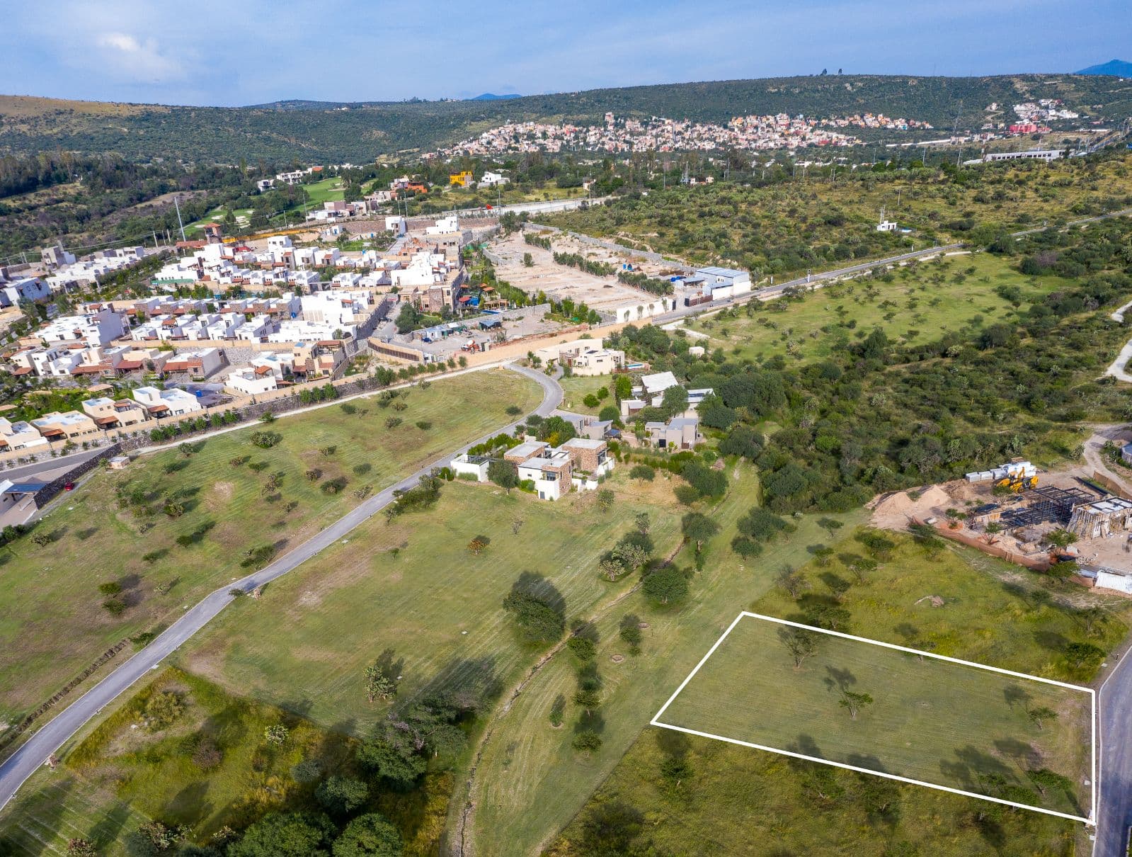 Paseo de Alegra Lot 8 — photo 7 of 10