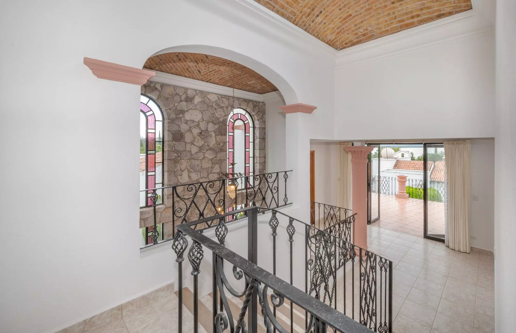 Casa de Las Fuentes — photo 5 of 10