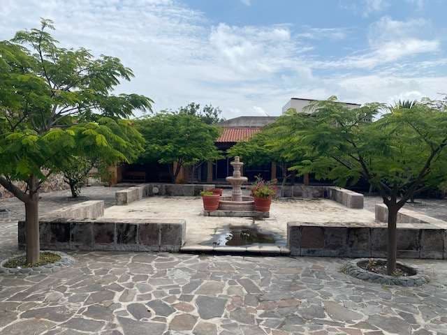 Casa de Los Angeles — photo 4 of 10