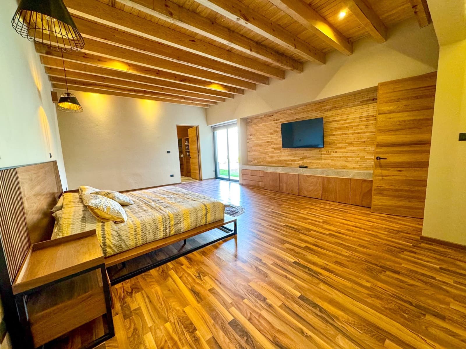 Casa H - Vista Antigua — photo 9 of 10