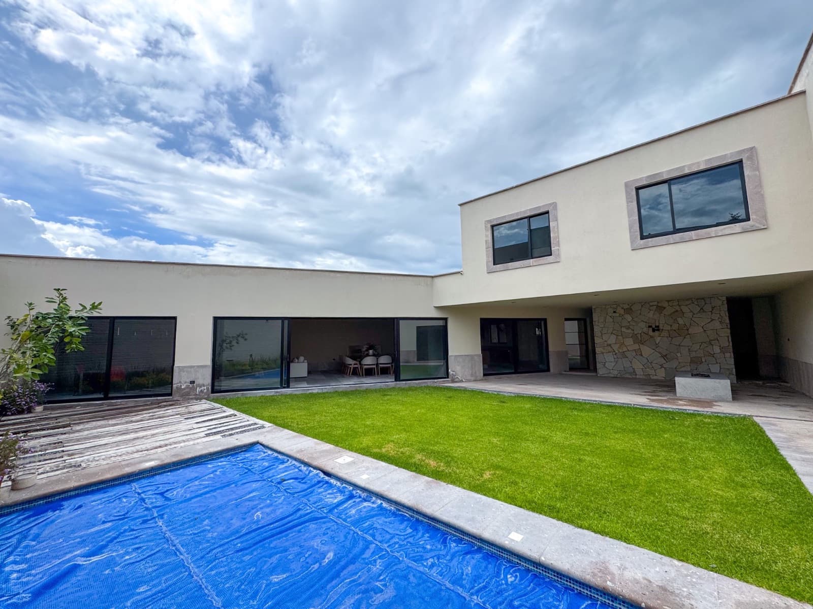 Casa H - Vista Antigua — photo 7 of 10