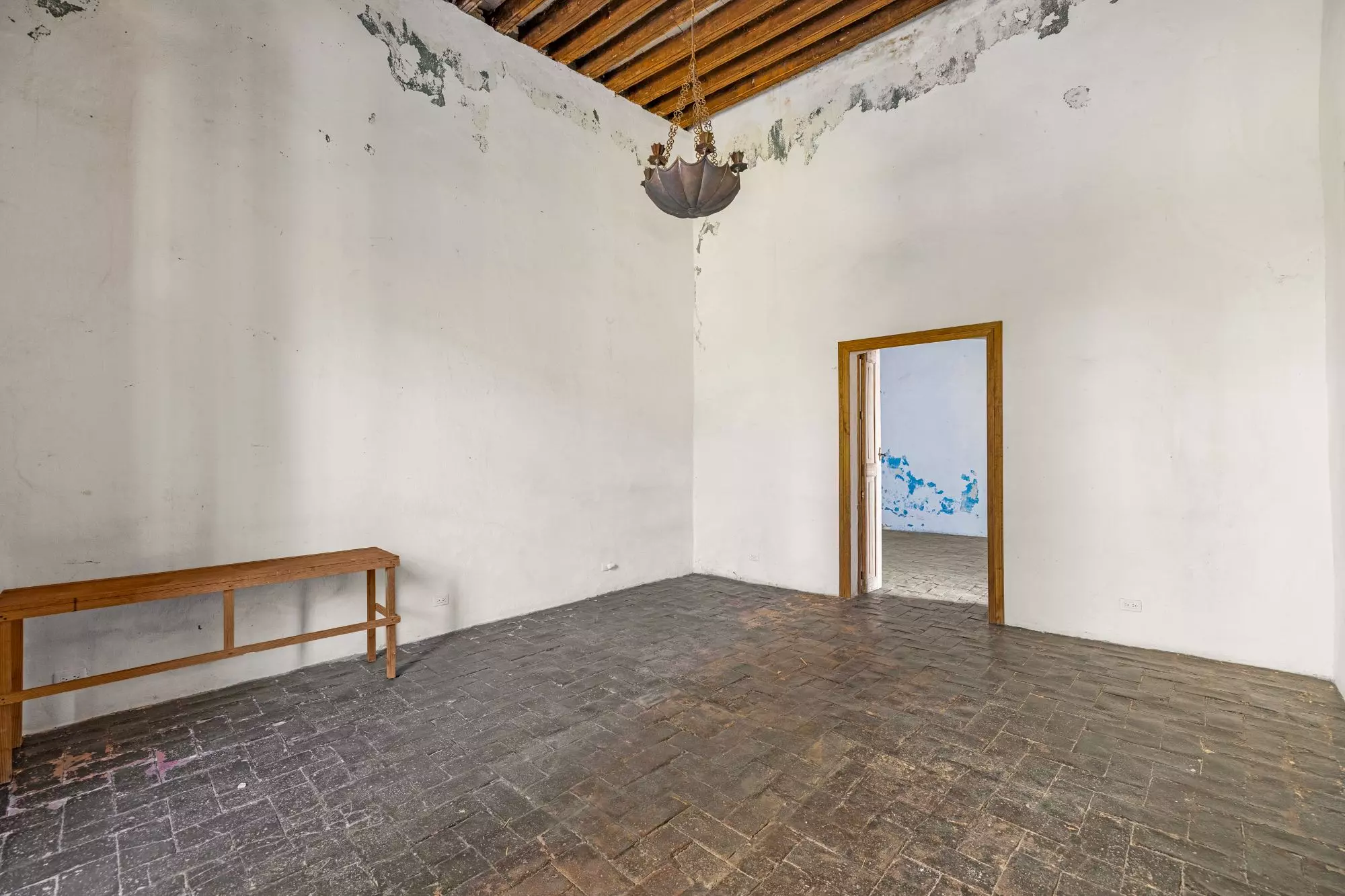 Casa Canal 42 — photo 9 of 10