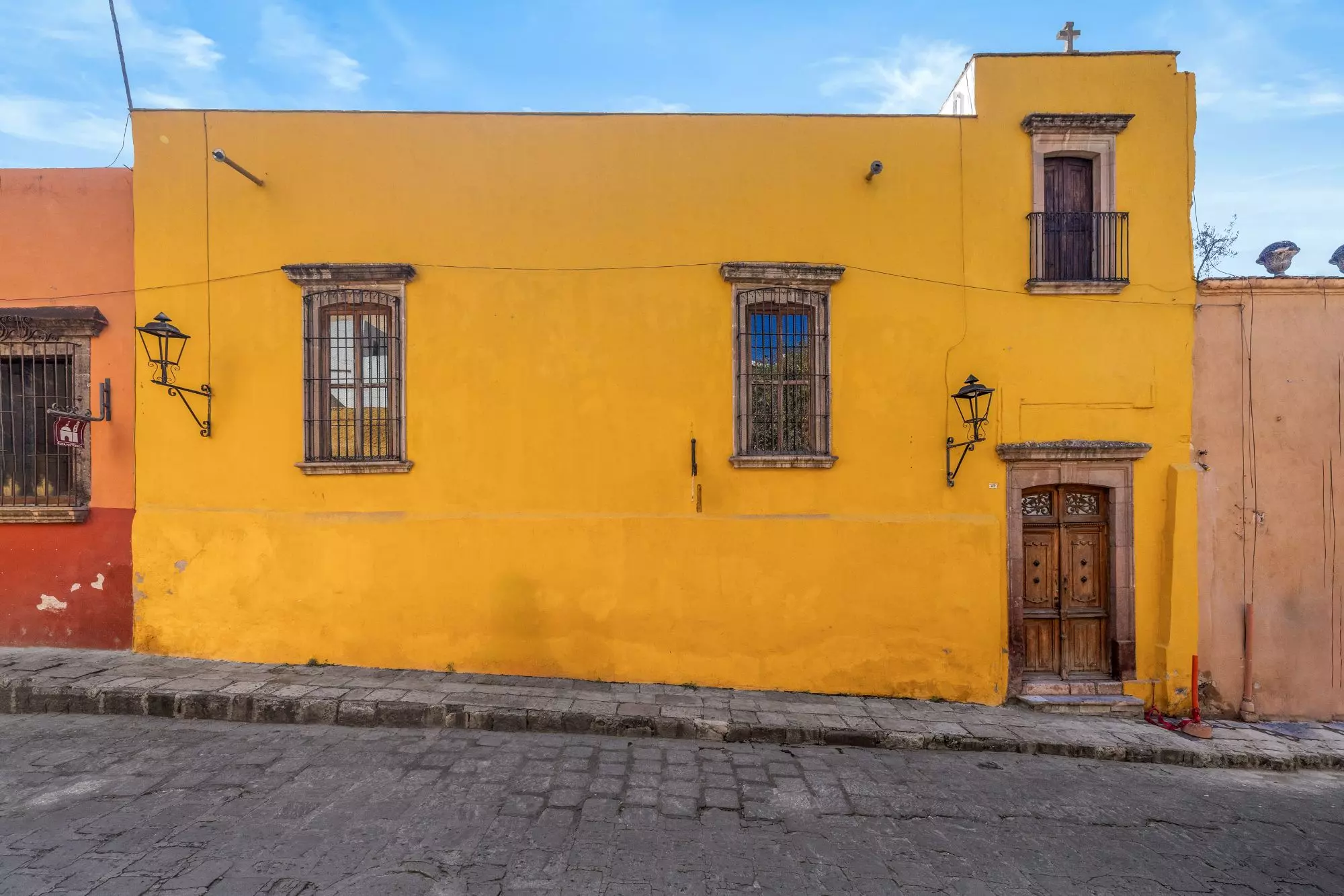 Casa Canal 42 — photo 3 of 10