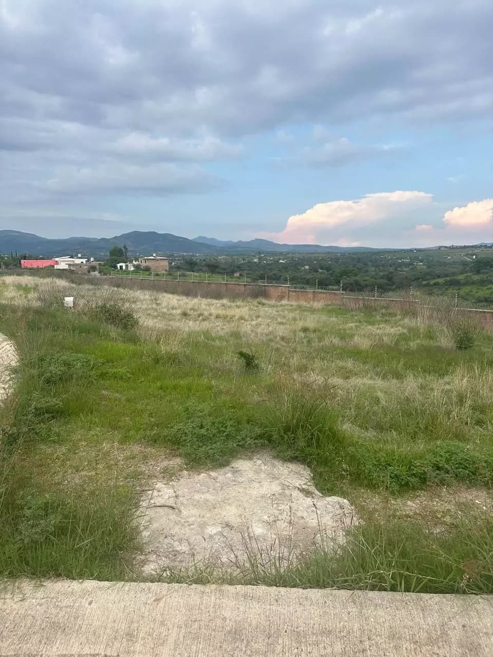 LOTE VISTA LA CAÑADA - GTO — photo 2 of 7