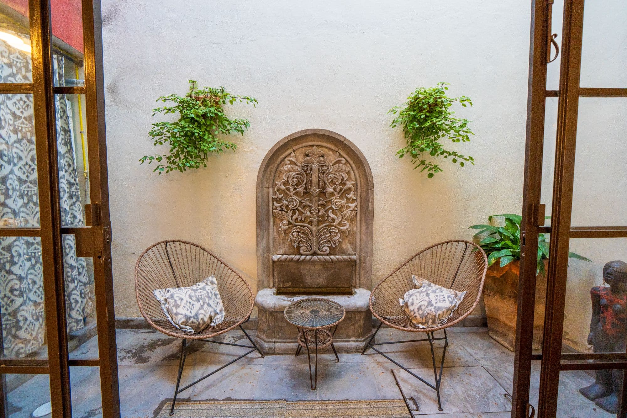 Casa Leslie — photo 1 of 10