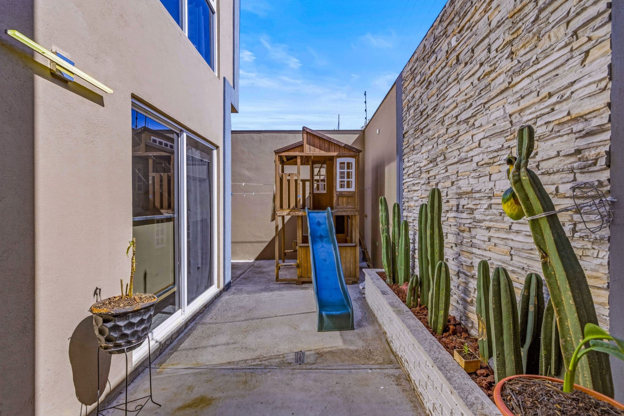 Casa Dalias — photo 8 of 10