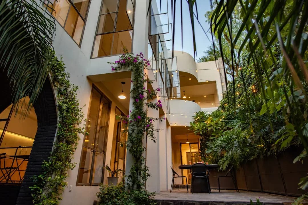 CASA CLARA — photo 1 of 10