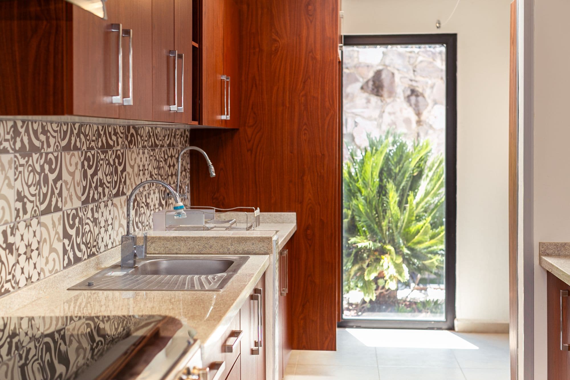 Casa Dushi — photo 2 of 10