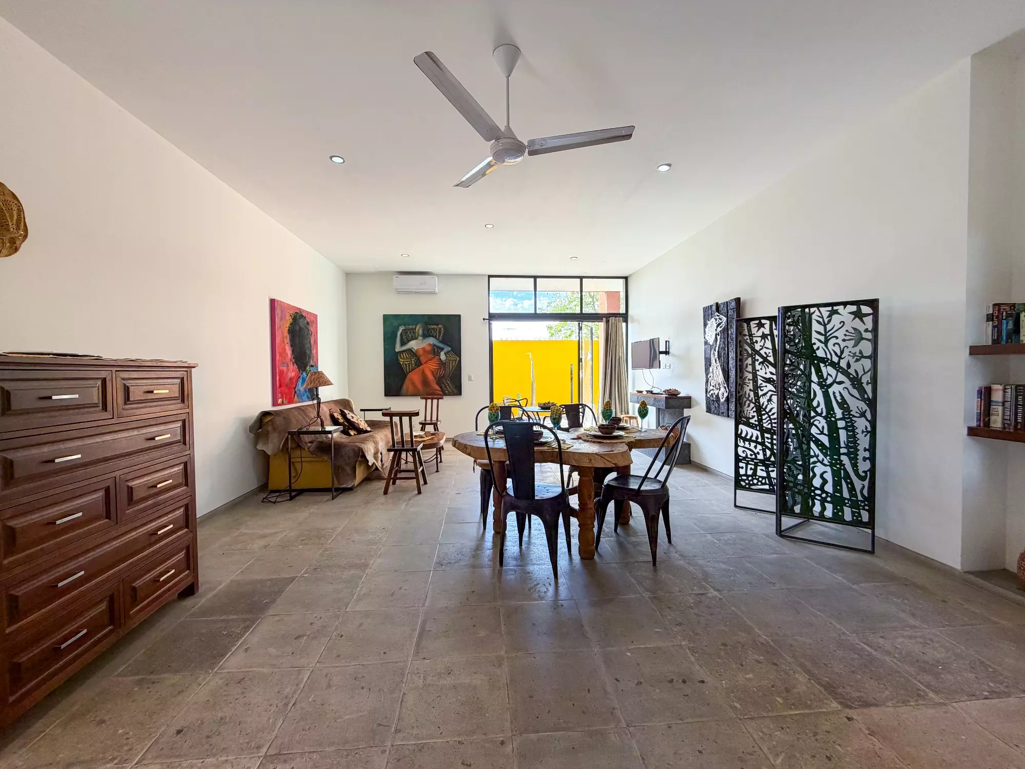Residencial Chimal Apartment 1 — photo 3 of 10