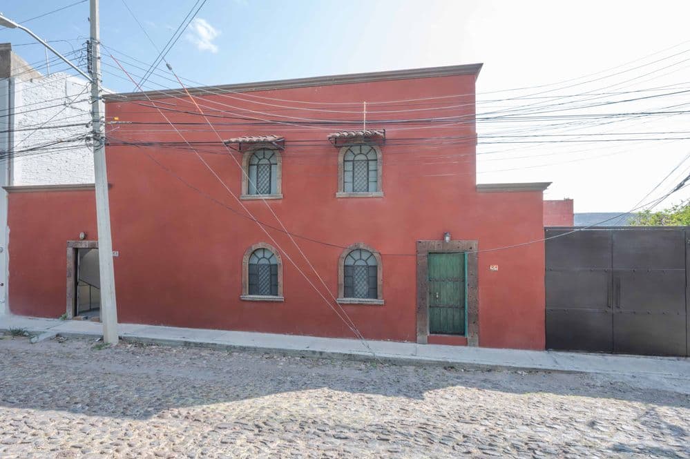 Duplex Fray Bartolome — photo 1 of 10