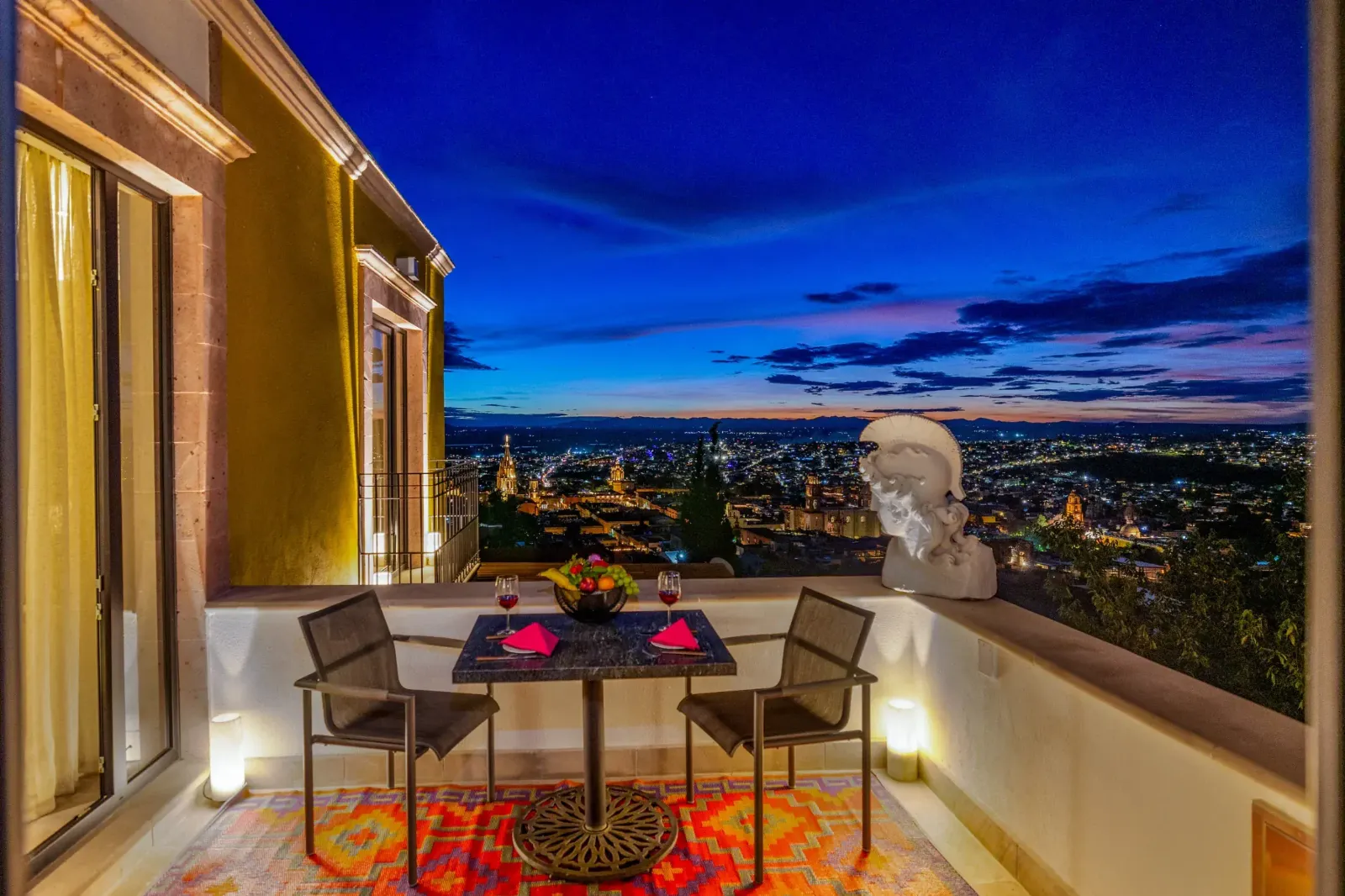 Casa Romana — photo 1 of 10