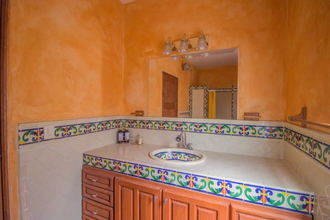 1951 Centro, Barrio La Palmita House for Sale — photo 2 of 10