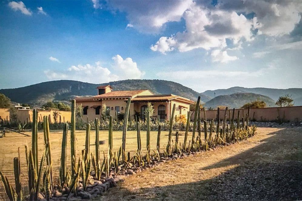 Ranchito de Esperanza — photo 1 of 10