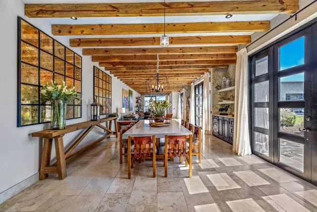 Casa Tres Olivos — photo 8 of 10