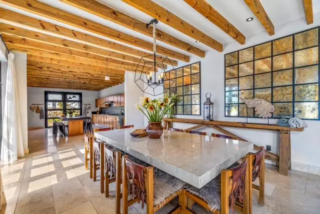 Casa Tres Olivos — photo 7 of 10