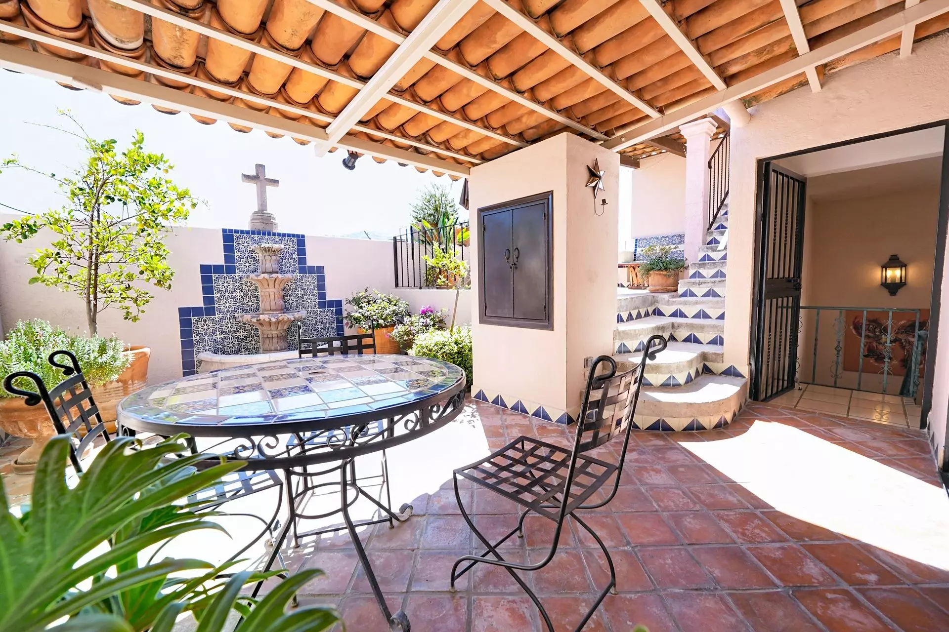 Casa de Las Cruces — photo 9 of 10