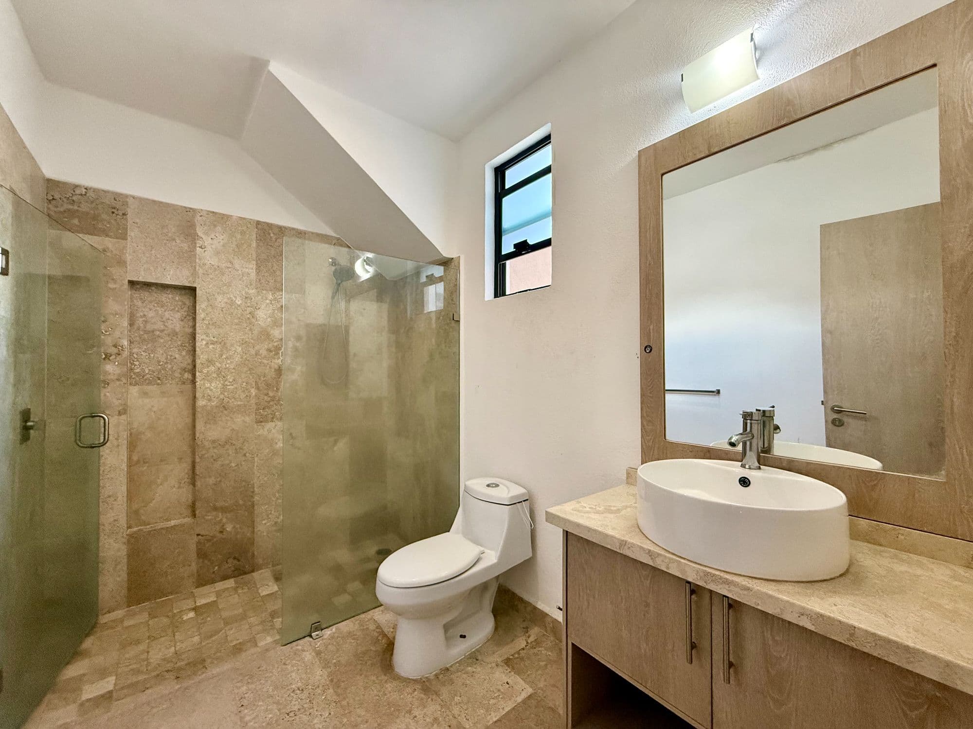 SR15 TIERRADENTRO — photo 9 of 10