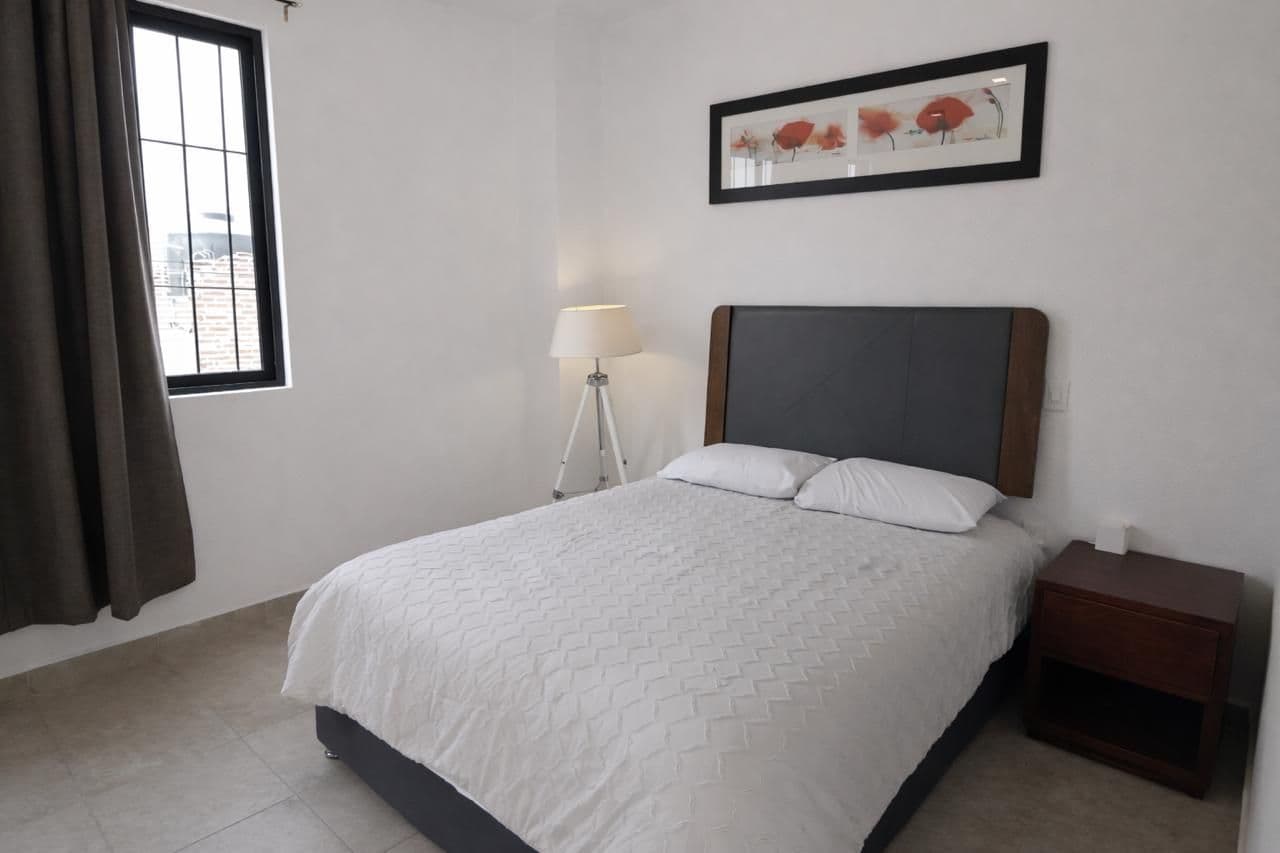 CASA DEL PUENTE DE UMARÁN — photo 8 of 10