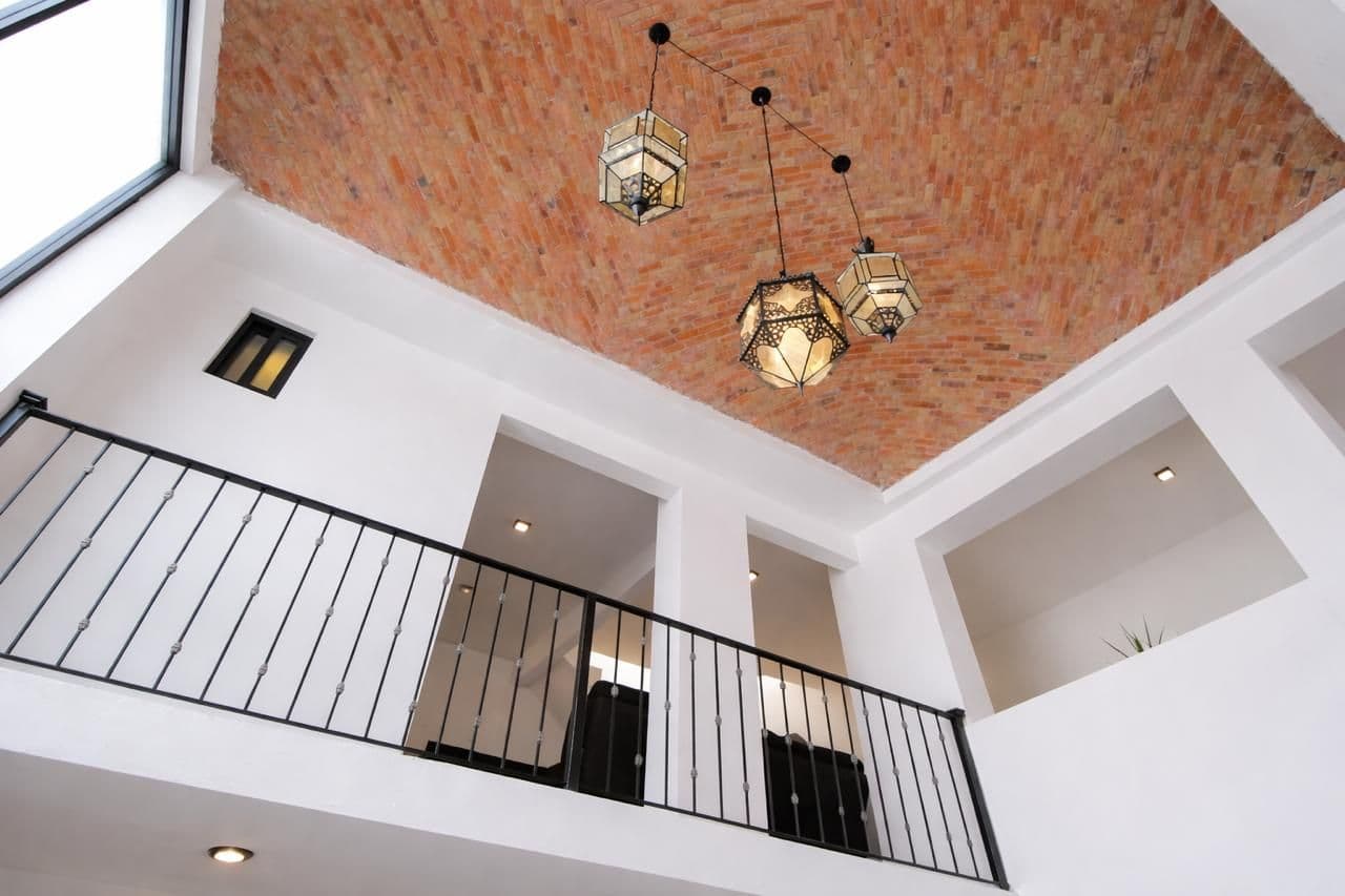 CASA DEL PUENTE DE UMARÁN — photo 4 of 10