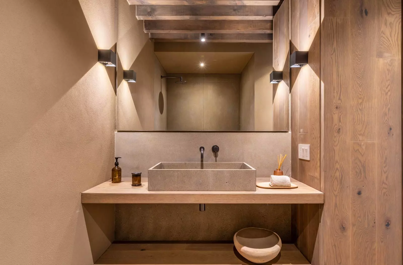 Casa 24 — photo 9 of 10