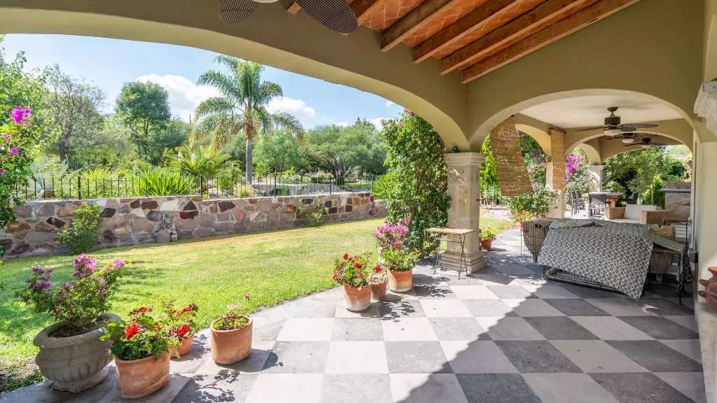 Casa Lago — photo 6 of 10