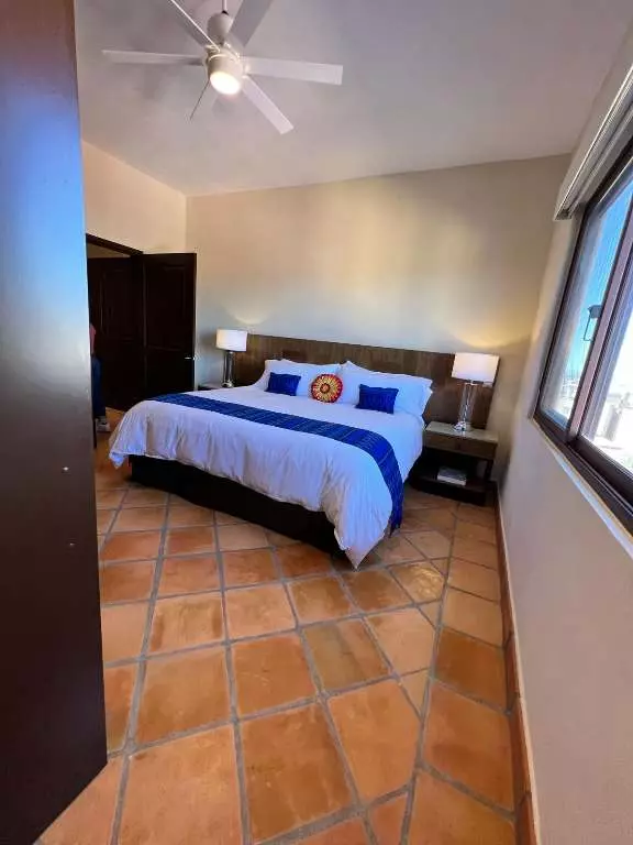 Capilla De Piedra 208 — photo 10 of 10