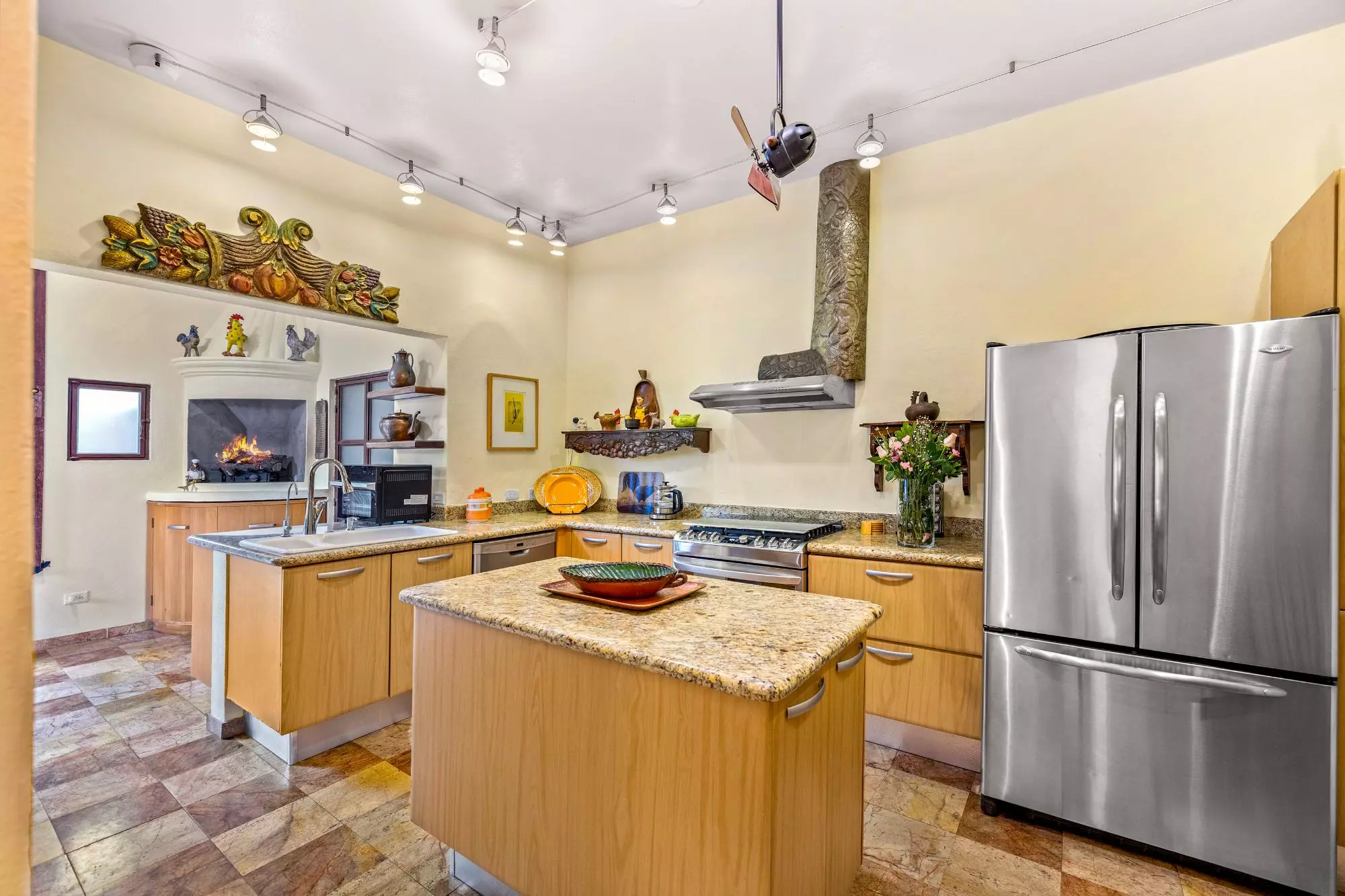 Casa Ave — photo 9 of 10