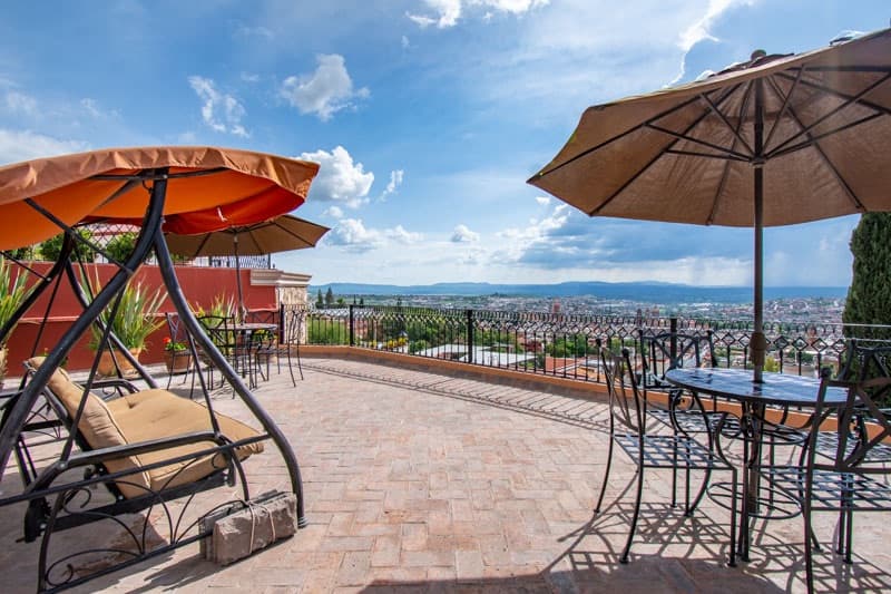 Casa Mirador — photo 1 of 10