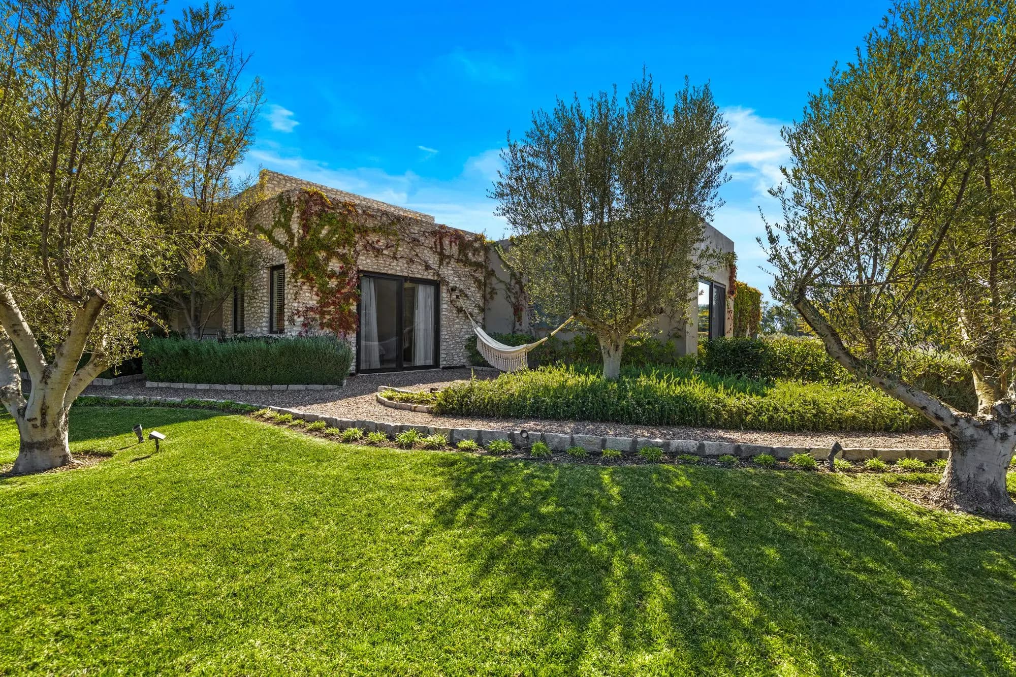 Casa Conejo — photo 4 of 10