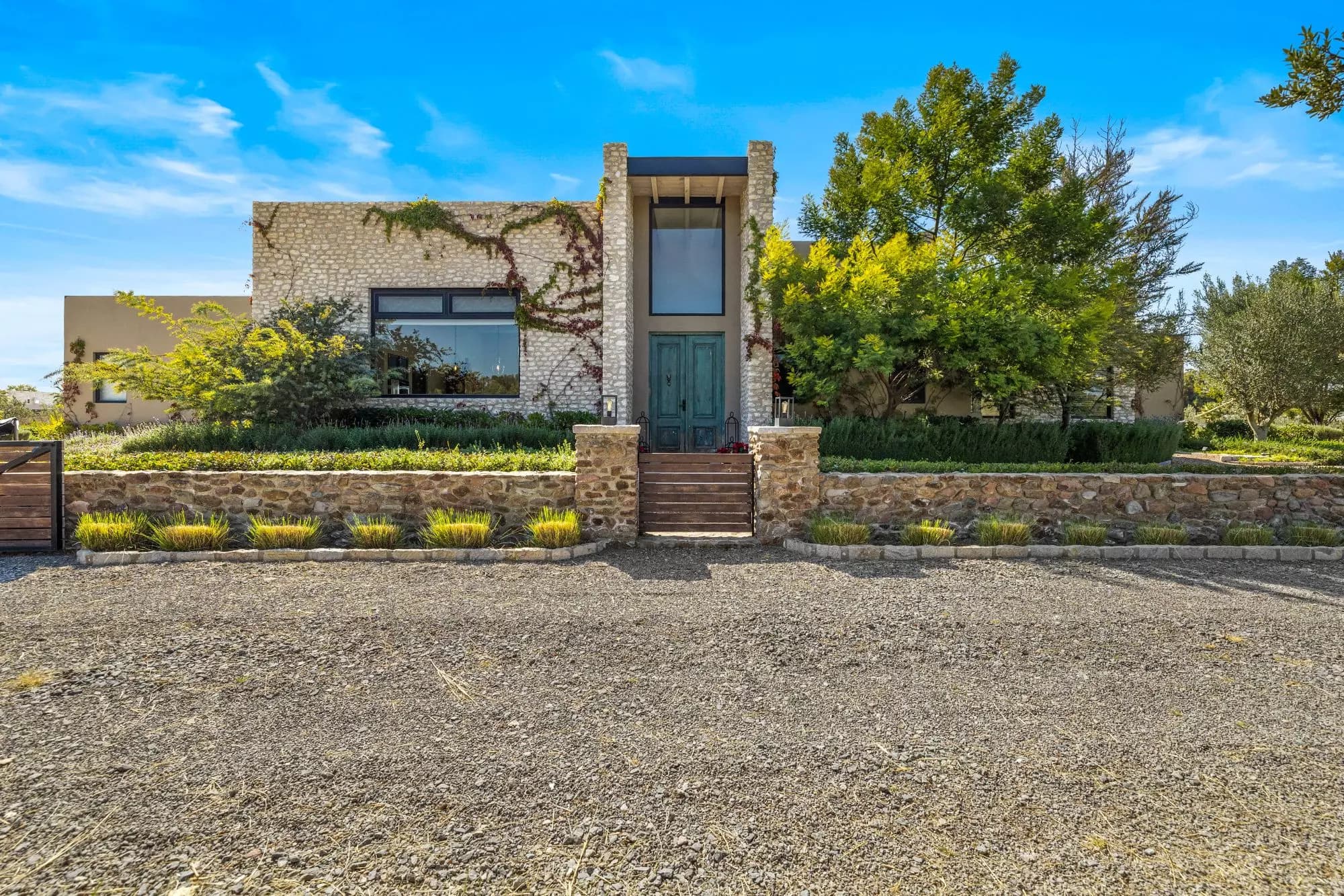 Casa Conejo — photo 3 of 10