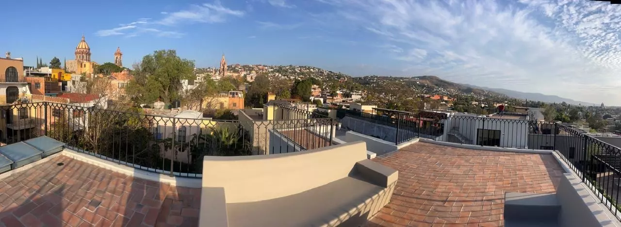 16 · Luxury Penthouse 2 Bedrooms with Private Rooftop - Paseo del Centro — photo 3 of 10