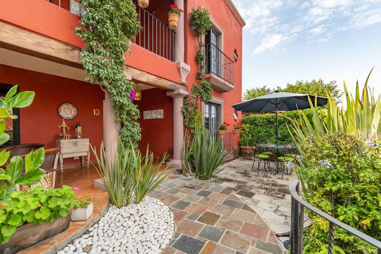 Casa Suerte — photo 1 of 3