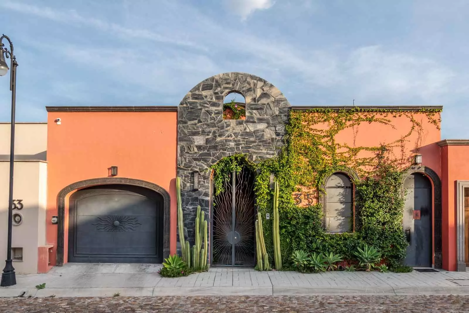 Casa Violeta 35 — photo 1 of 10