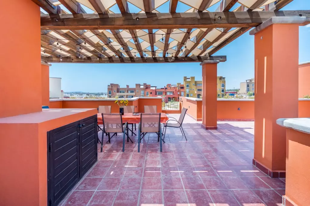 Casa Mía — photo 4 of 10