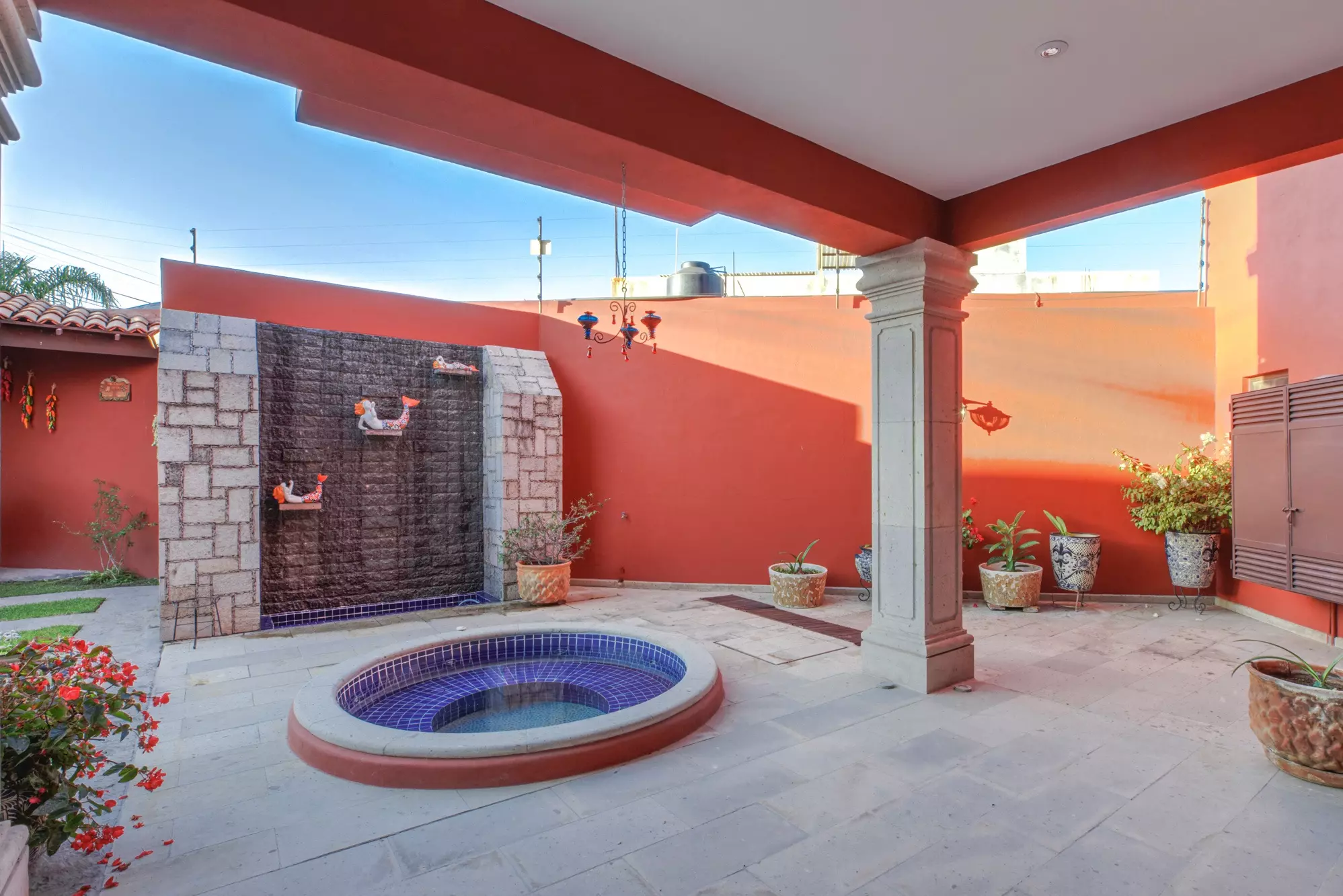 CASA CALANDRIAS — photo 4 of 10