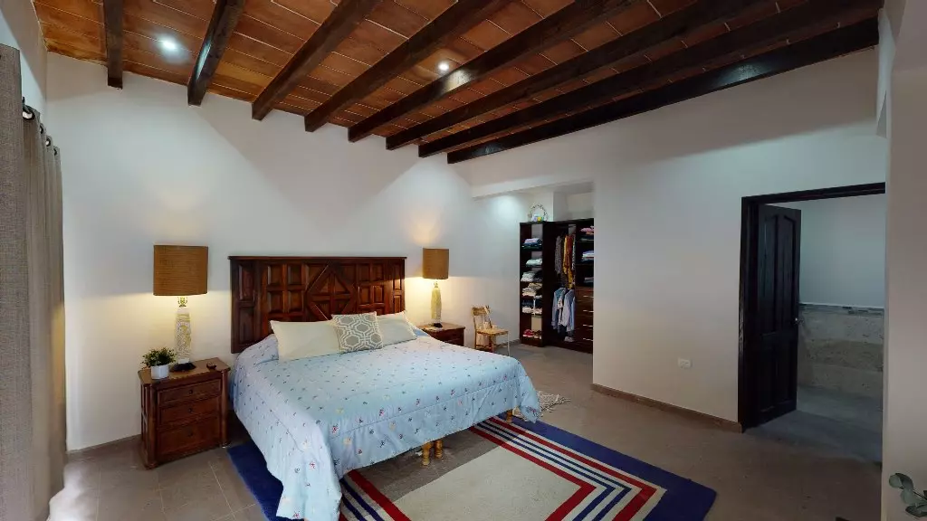 Two Story Apartment Centro — photo 7 of 10