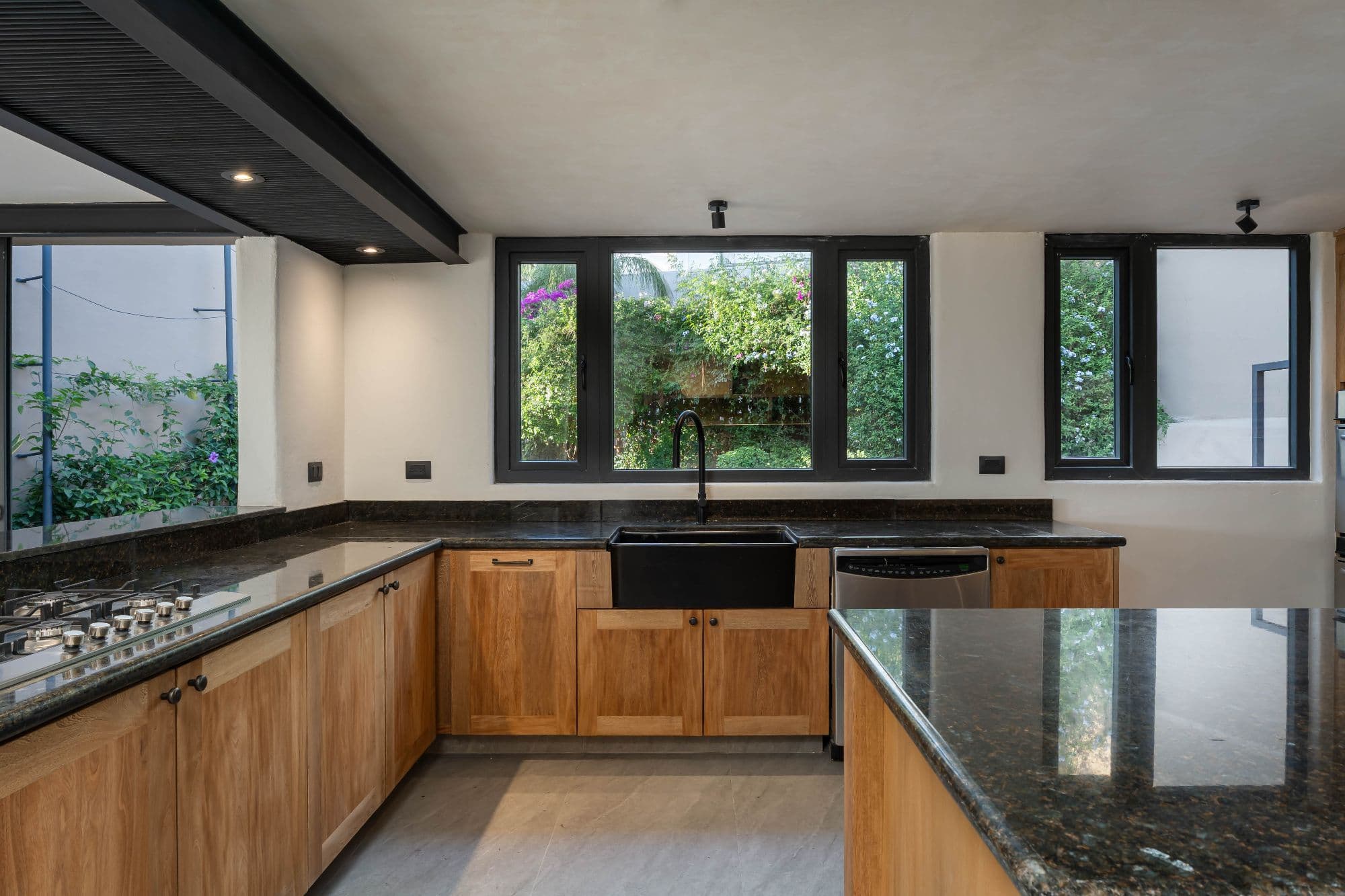 Casa Fuentes — photo 8 of 10