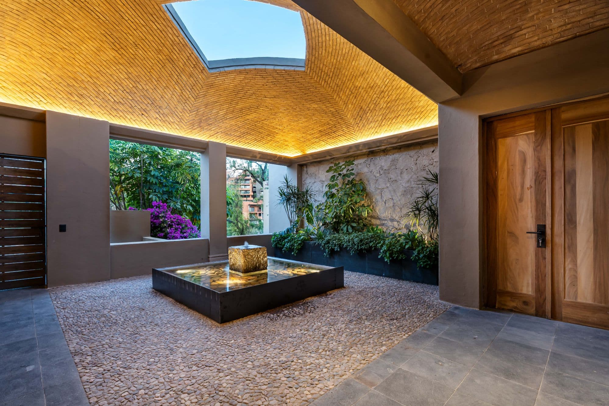 Casa Fuentes — photo 2 of 10