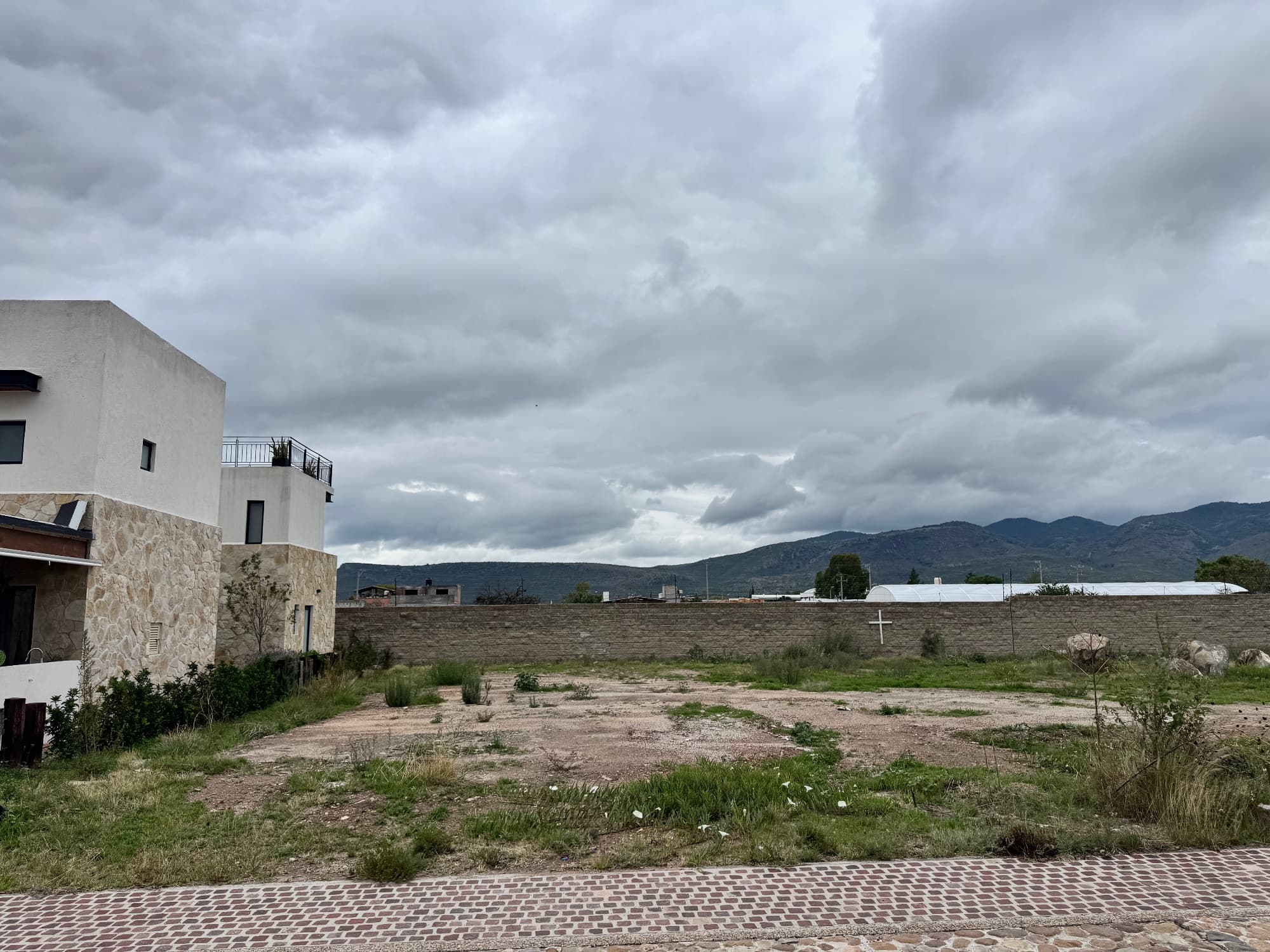 Lote en Sahai — photo 1 of 6