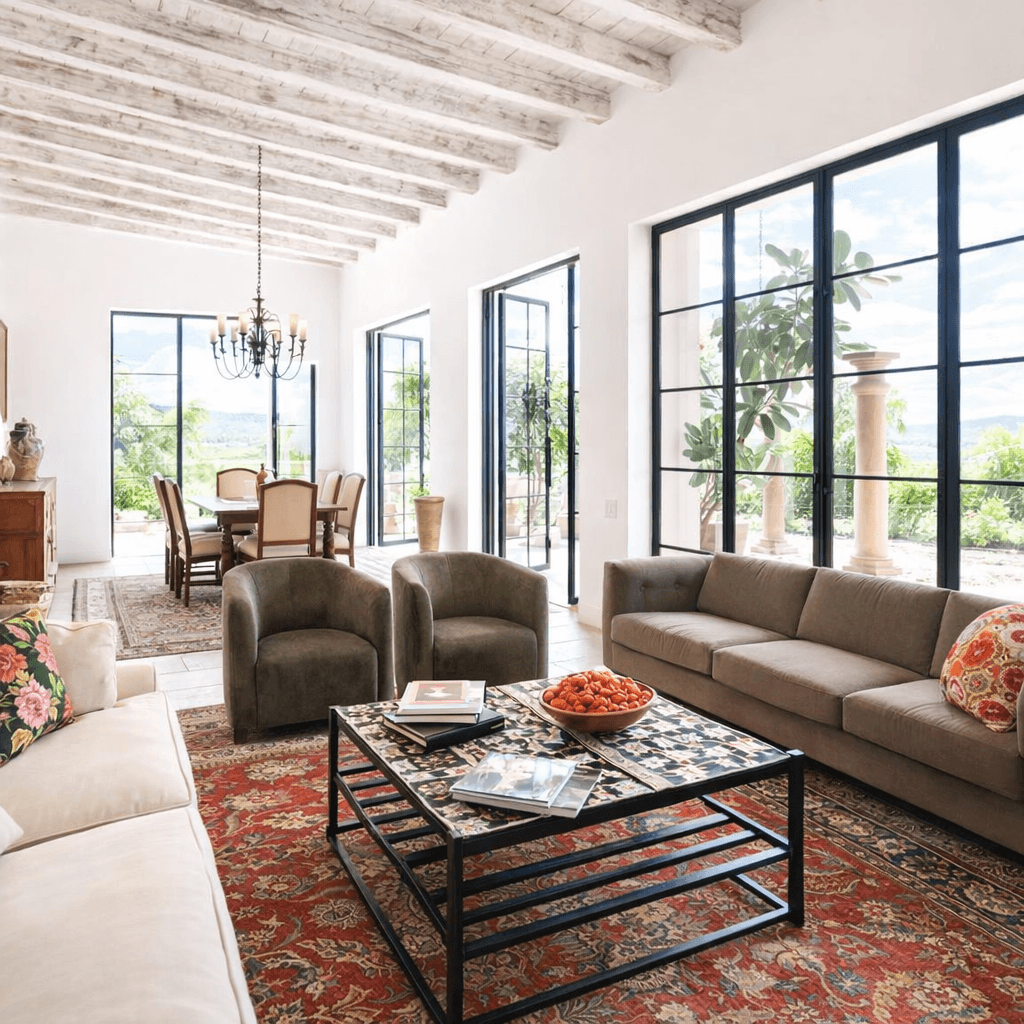 Breathtaking Casa Blanca — photo 7 of 10