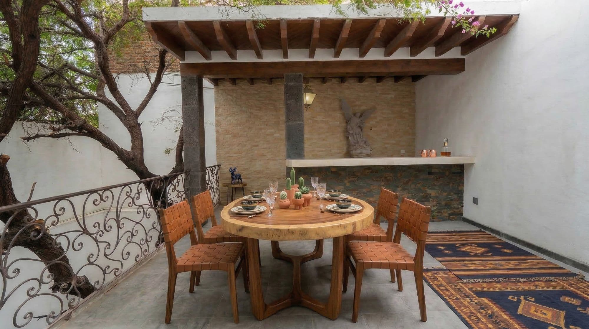 Casa Serafín Smart Investment, Spacious & Move-In Ready — photo 6 of 10
