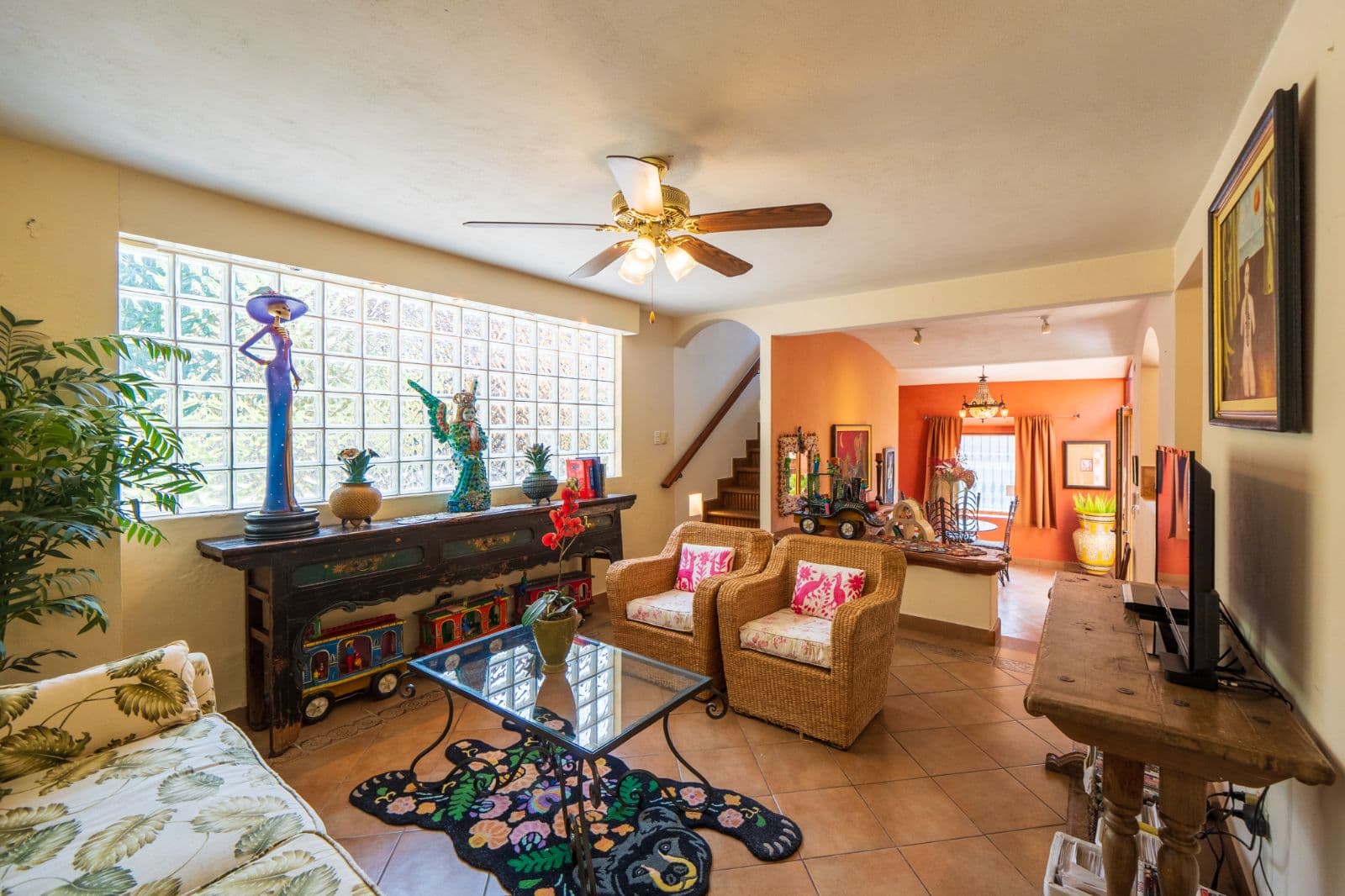 Casa La Vista — photo 1 of 10