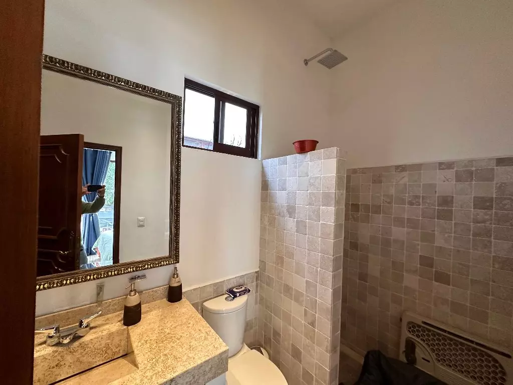 Casa Luz — photo 8 of 10