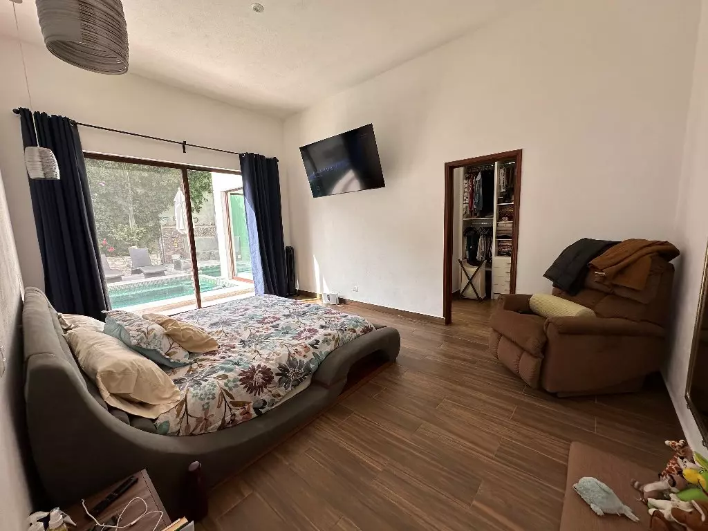 Casa Luz — photo 9 of 10