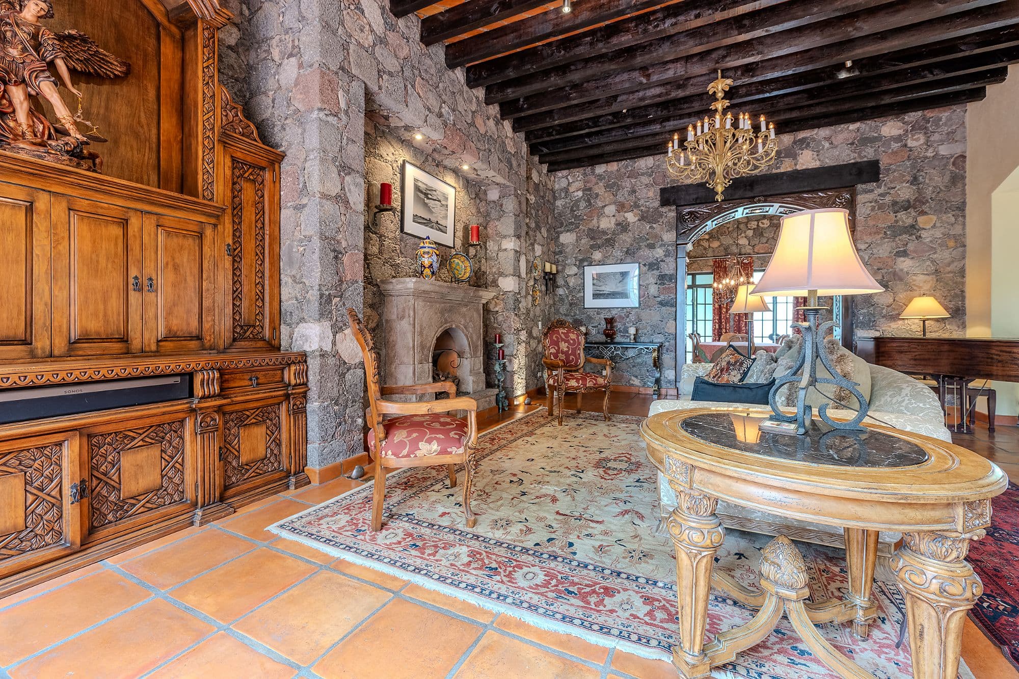Casa Del Encanto — photo 7 of 10