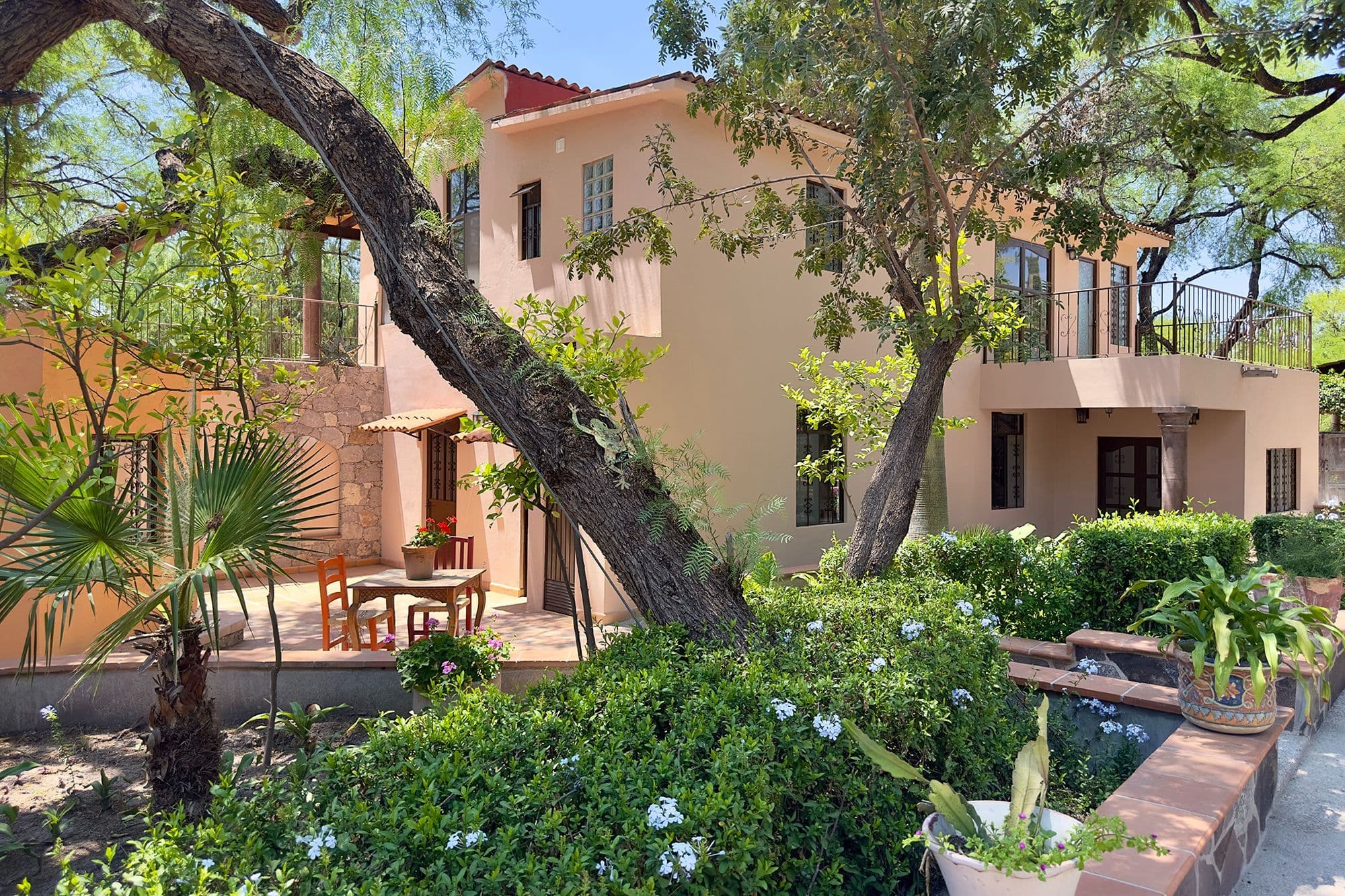 Casa Ciene — photo 1 of 10