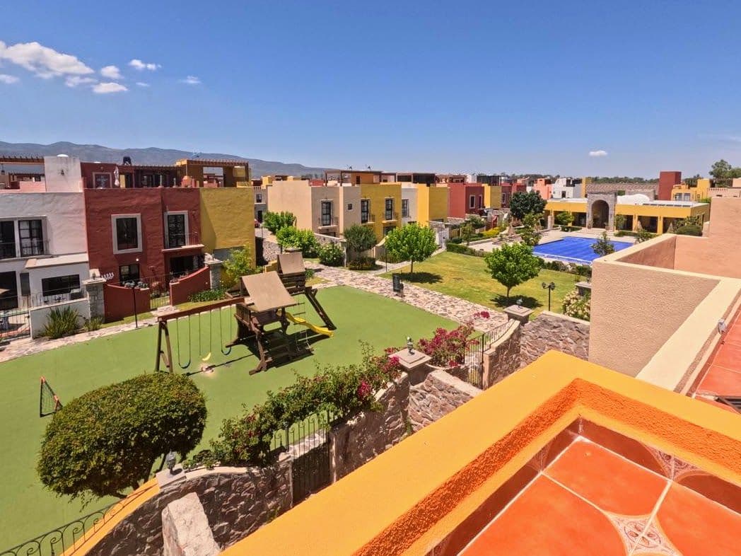 Casa Las Monjas 62 — photo 8 of 10