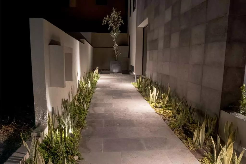 Bright House — photo 7 of 10