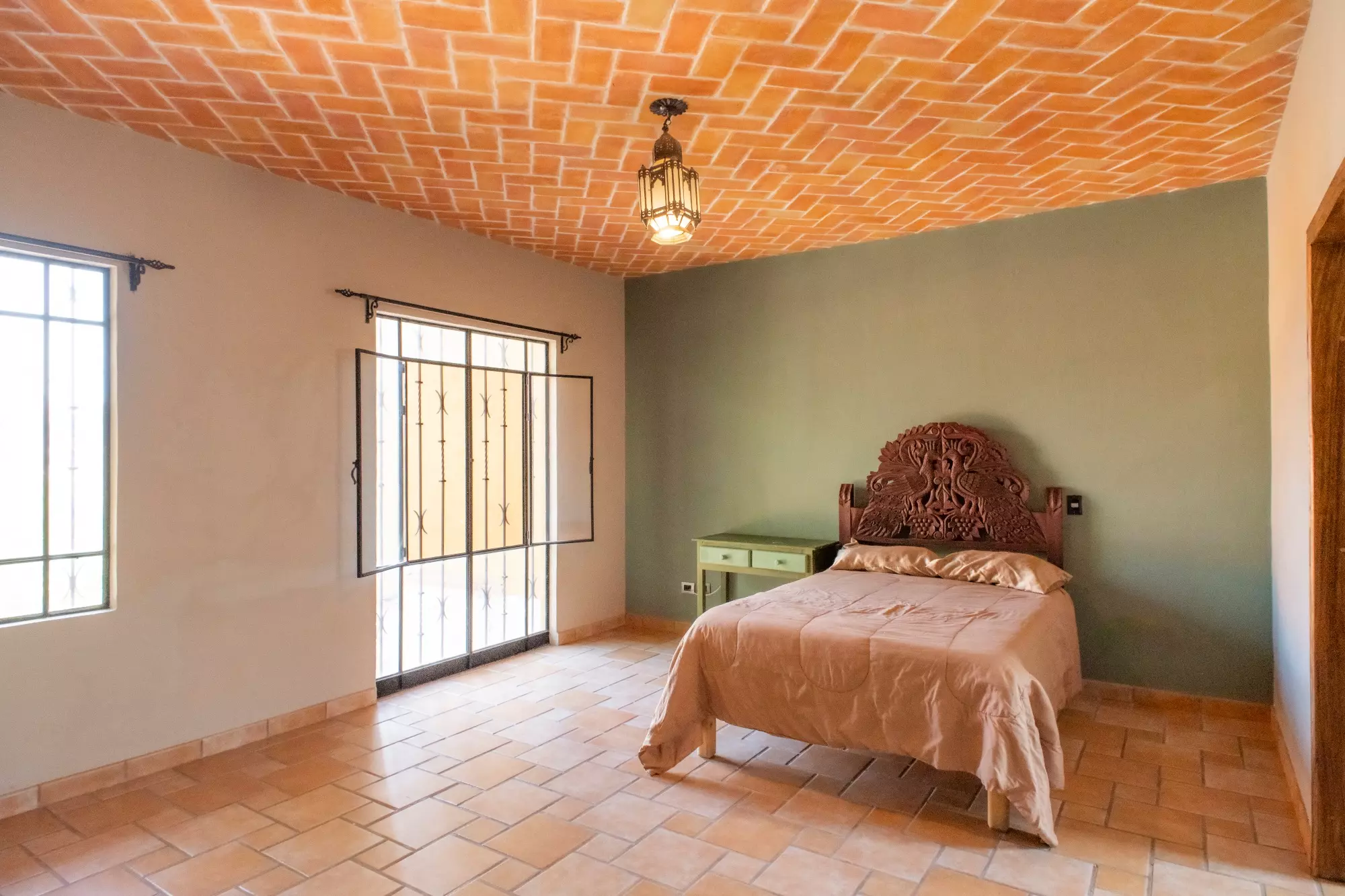CASA LINDA — photo 3 of 10